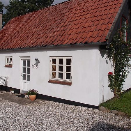 Bjaeldskovgaard Holiday House Funder Kirkeby 外观 照片
